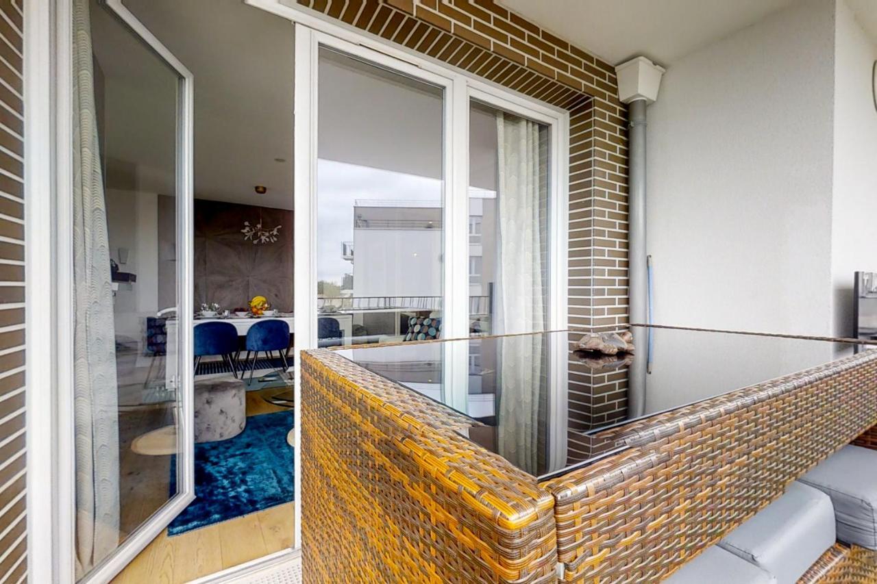 Bedland Bailly-Romainvilliers Exterior foto