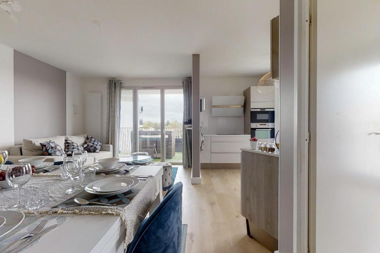 Bedland Bailly-Romainvilliers Exterior foto